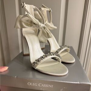 Oleg Cassini Cream Heels with Bow and Rhinestones